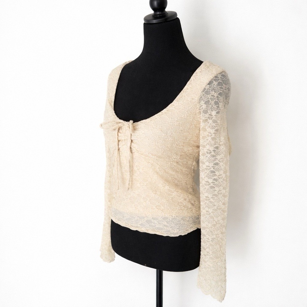 NWT Cream Lace Flare Sheer Sleeve Top Size M Coquette Cottage Romantic NEW